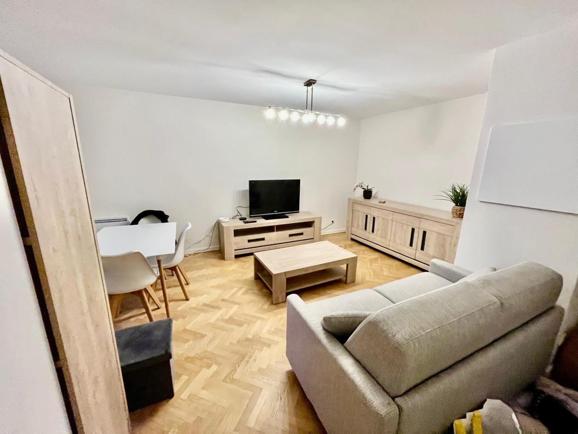 Le Sept Avec Parking, Transfert Apartment Vaires-sur-Marne Exterior photo