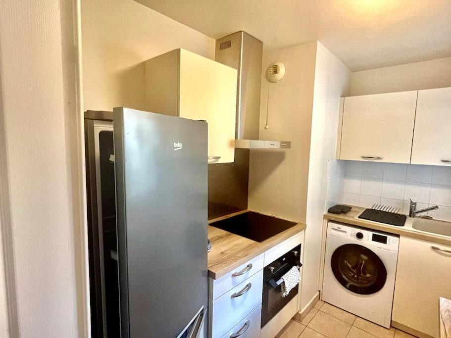 Le Sept Avec Parking, Transfert Apartment Vaires-sur-Marne Exterior photo